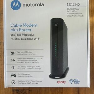 Motorola Black MG7540 Modem Router Combo